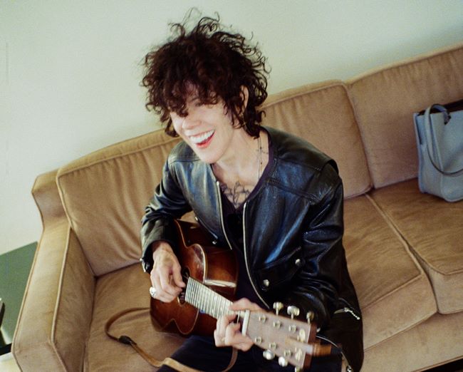 LP LANZÓ SU TAN ESPERADO OCTAVO ÁLBUM «ROOM 12»