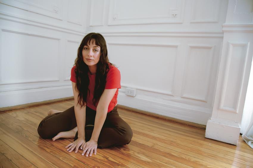  «AL MENOS ESTA VEZ »EL NUEVO SINGLE DE MICA SOTERA