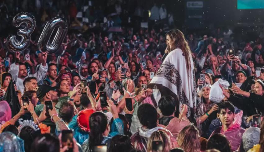 SOLEDAD CUMPLIÓ 30 AÑOS EN LOS ESCENARIOS CON UN SHOW HISTÓRICO EN COSQUÍN