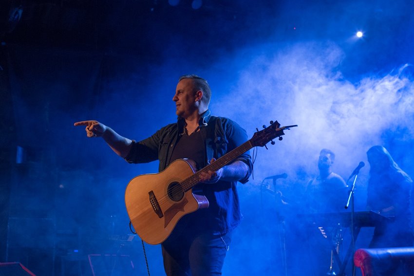 SANTO PECADO PRESENTA «ORO ROMÁNTICO» DE RICARDO ARJONA EN ABBEY ROAD