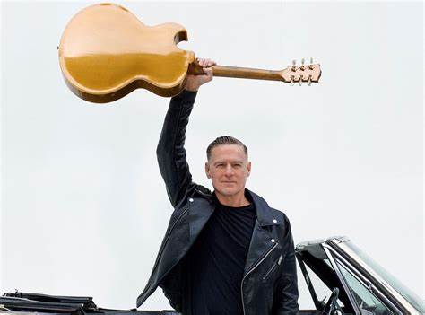 BRYAN ADAMS estrenó el videoclip de ´´KICK ASS´´ 