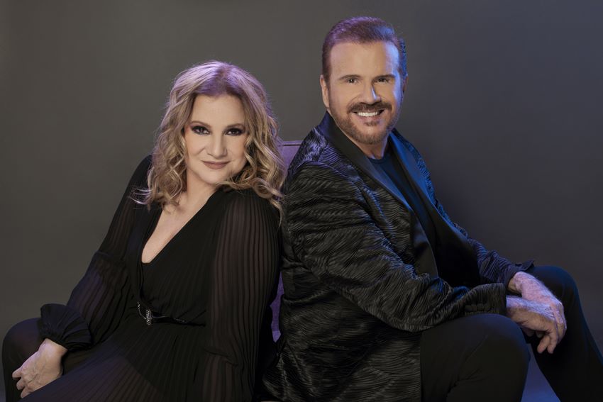 PIMPINELA PRESENTA «YO SABÍA» CUANDO EL AMOR LLEGA EN EL MOMENTO EQUIVOCADO