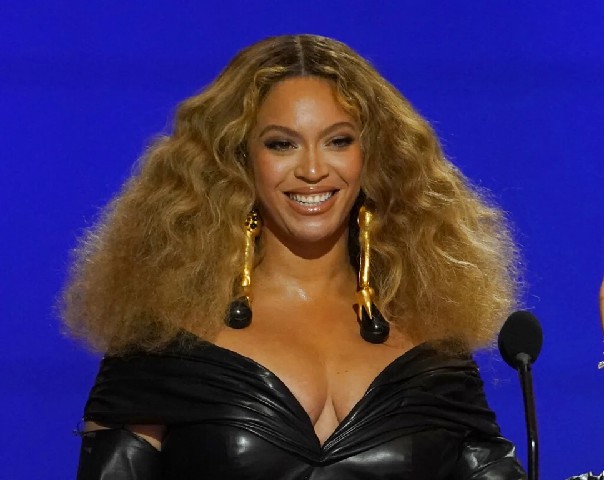 BEYONCÉ lanza su esperado nuevo álbum RENAISSANCE 