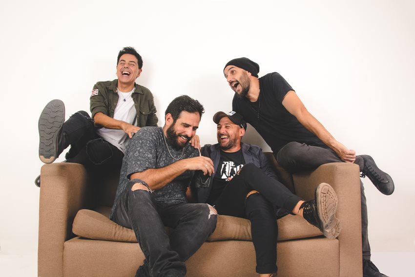 Leia SAUDA LLEGA AL TEATRO ENRIQUE CARRERAS CON UN CICLO ÍNTIMO DE BALADAS 