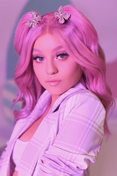 KAROL SEVILLA LANZA SU NUEVO SINGLE Y VIDEO NADIE TE ENTIENDE