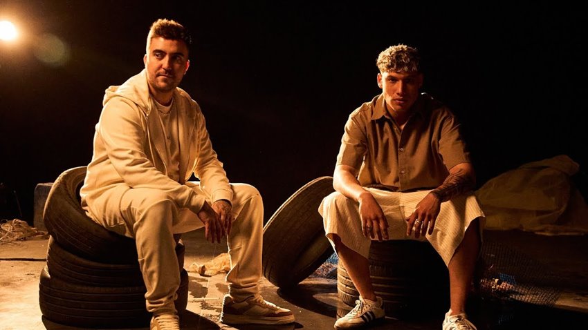 BERET Y DIEGOTE ILUMINAN EL POP ESPAÑOL CON «AMANECERES»