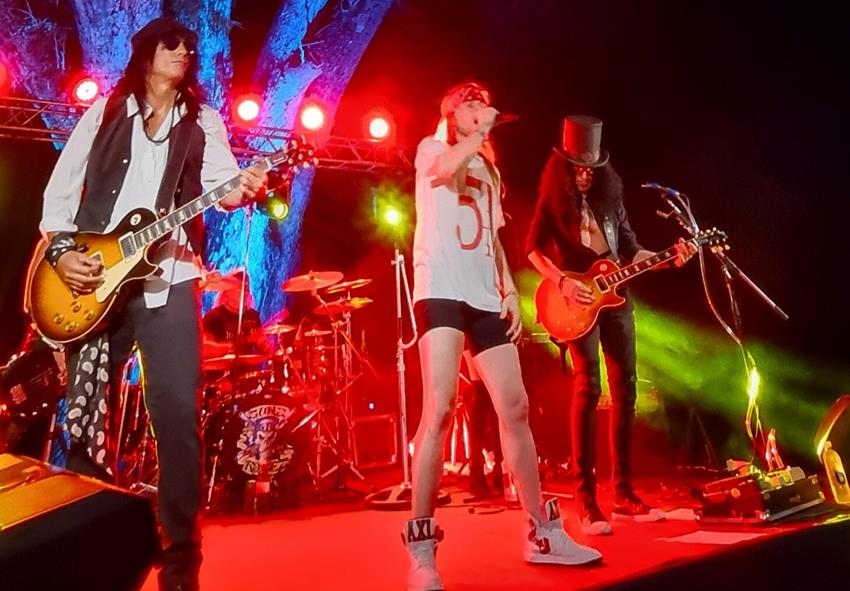 ROSE GUN EN MAR DEL PLATA CON SU TRIBUTO A GUNS N ROSES