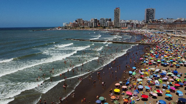Arribaron 268.364 turistas en carnavales a Mar del Plata 