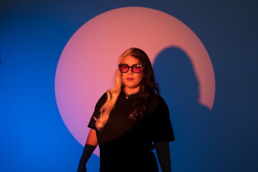 DESDE PANAMÁ, PIXIEE BLOSSOM PRESENTA «AMOR»