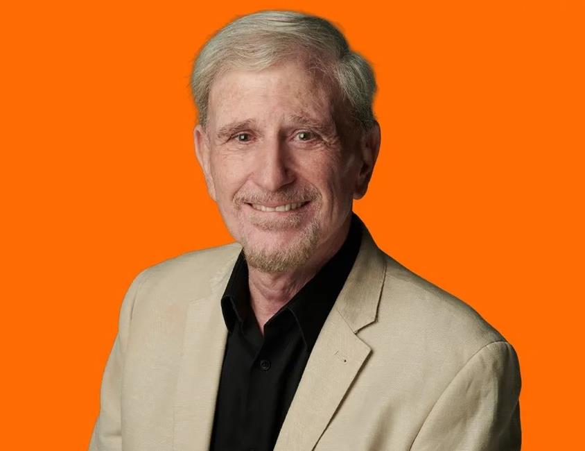 CHARLIE LÓPEZ EN EL FESTIVAL PENGUIN LIBROS DE MAR DEL PLATA