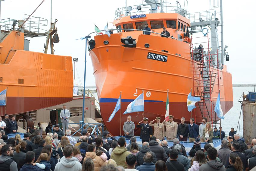  BOTADURA DEL BUQUE PESQUERO «SOTAVENTO»