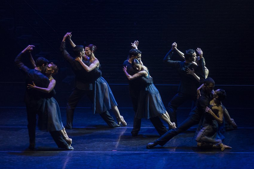 Leia «Entre Piazzolla y Ravel» en el Teatro Tronador Bna. 