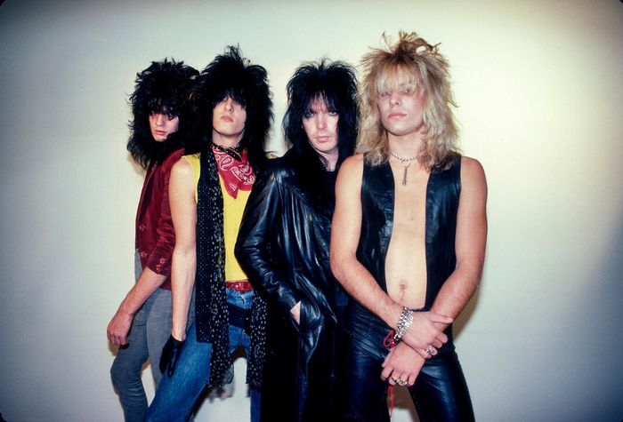 MÖTLEY CRÜE CELEBRA SUS 45 AÑOS DE «TOO FAST FOR LOVE»