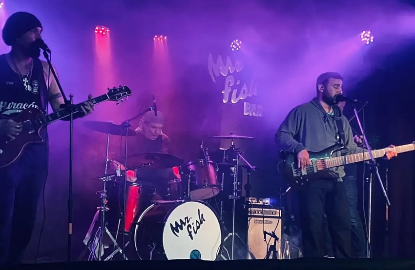  EL ROCK BARRIAL DE «CANTINELA» LLEGA A ABBEY ROAD