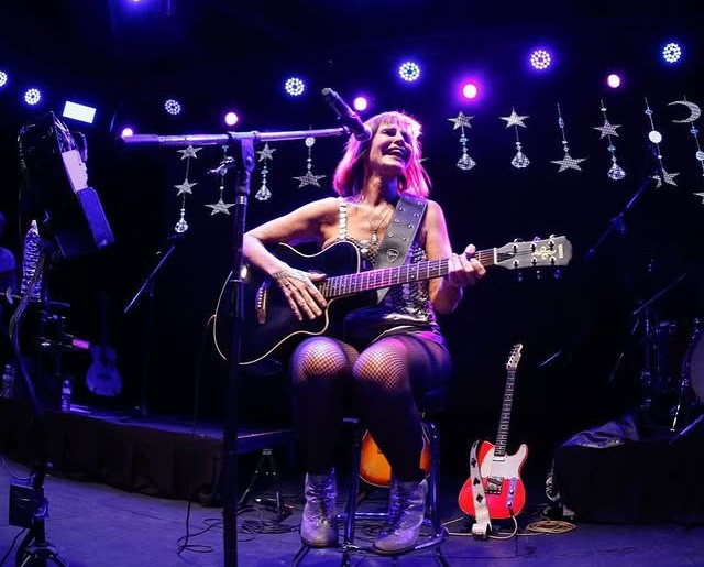 Leia Fabiana Cantilo celebra su cumpleaños en Mar del Plata con un show único 