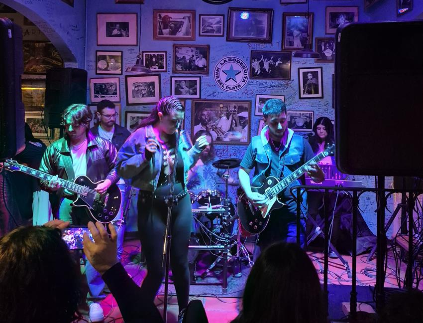 Llega Metanoia, la banda que reúne los mejores clásicos de la música nacional e internacional