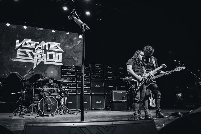 VISITANTES DEL ESPACIO SE PRESENTA EN VINOTECA PERRIER JUNTO A JOKERS Y BLOODY SABBATH 