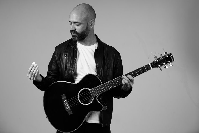 Leia AGUS DETTBARN PRESENTA SU NUEVO VIDEO Y ANUNCIA SU SHOW.