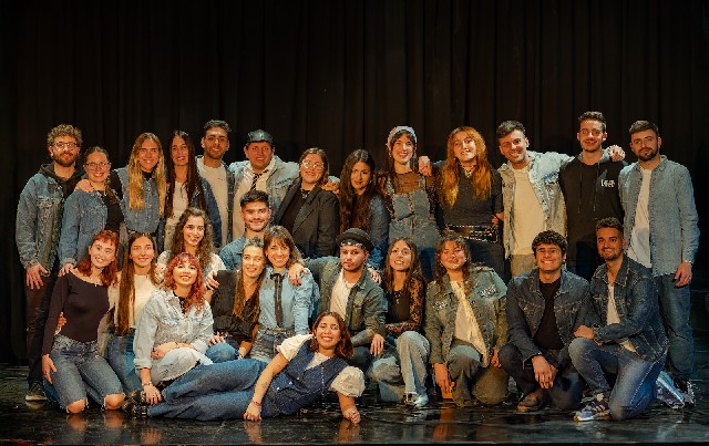EL GRUPO VOCAL MARPLATENSE VOCAKOOZA HOMENAJEÓ A RUBÉN RADA