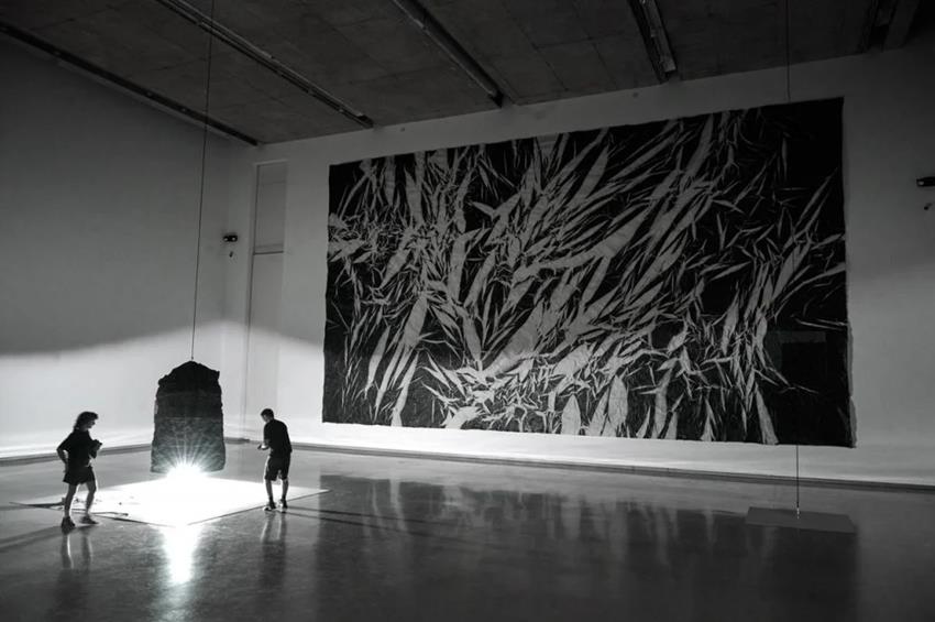 TALLER DEL ARTISTA VISUAL EDUARDO BASUALDO EN EL MAR