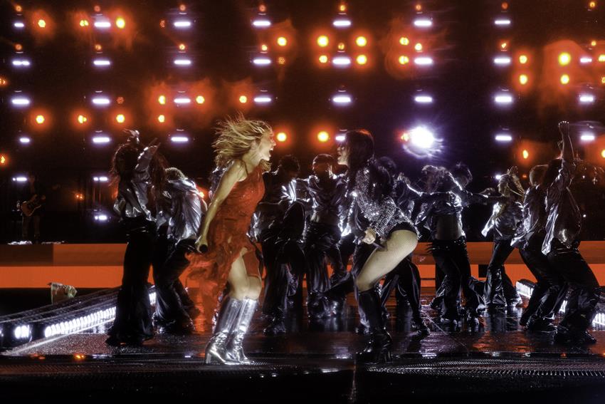 LALI Y KYLIE MINOGUE UN ENCUENTRO HISTORICO EN RIVER PLATE