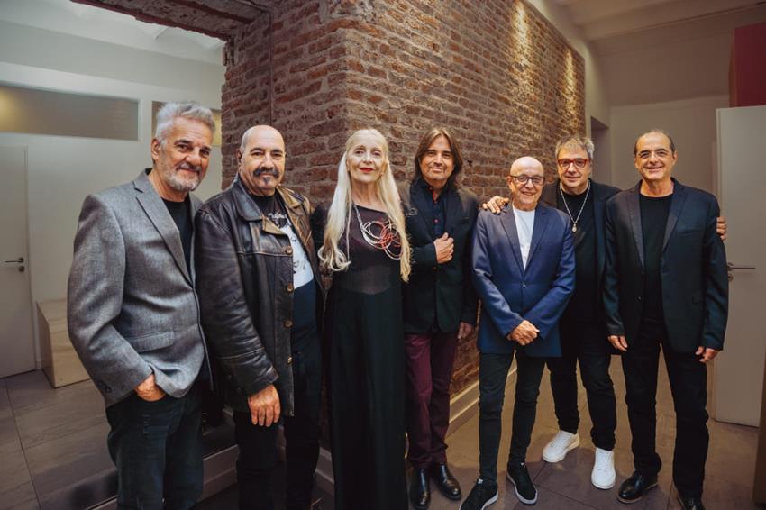 LA TROVA ROSARINA JUNTO A LITO VITALE PRESENTAN «TODAVÍA EMOCIONAN CIERTAS VOCES»