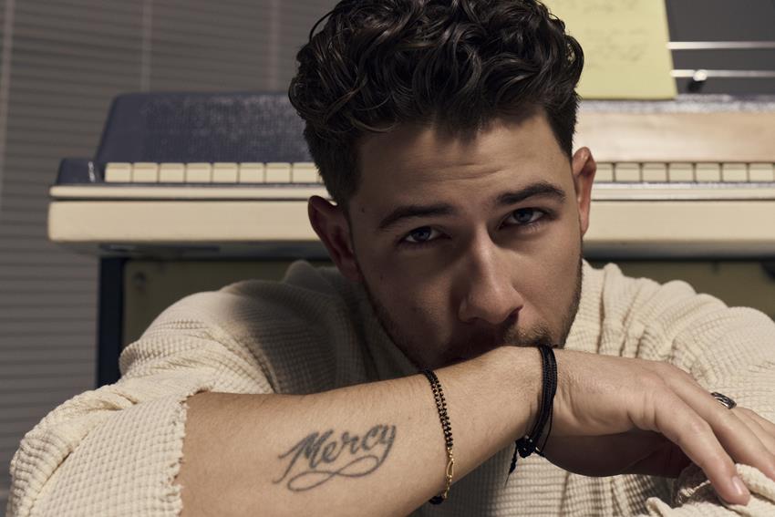 NICK JONAS PRESENTA SU NUEVO ÁLBUM SOLISTA «SUNDAY BEST»
