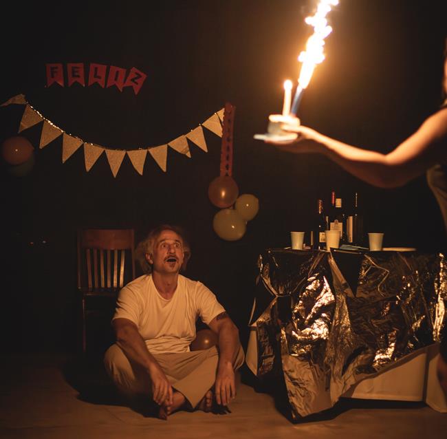 TRAS EL ÉXITO DEL VERANO, «EL PUNTO JUSTO ES UN MILAGRO» RENUEVA FUNCIONES EN MAR DEL PLATA