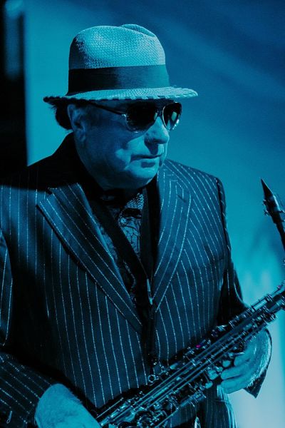 VAN MORRISON presenta su nuevo single ONLY A SONG