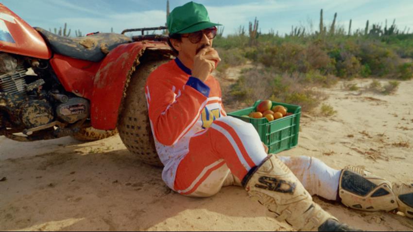 CALONCHO PRESENTA SU NUEVO SINGLE «MANGOS»