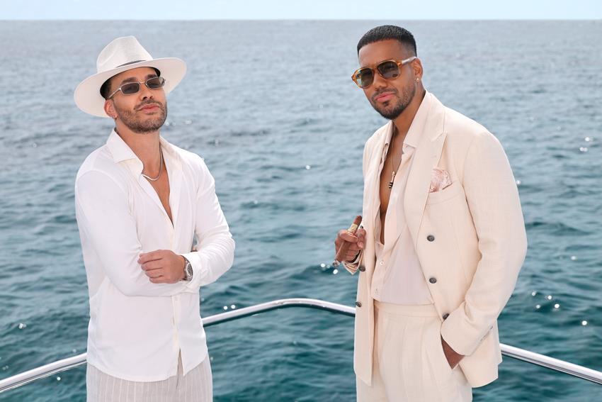 ROMEO SANTOS Y PRINCE ROYCE HACEN HISTORIA CON SU ÁLBUM CONJUNTO, 