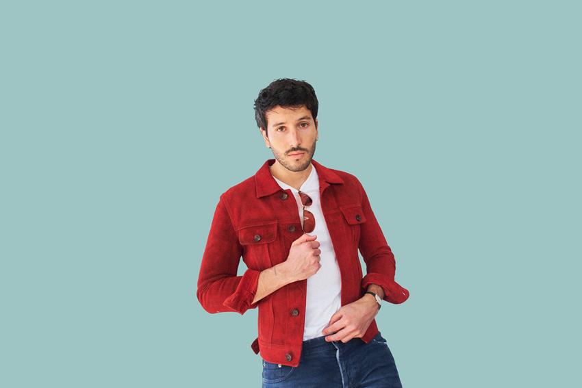 SEBASTIÁN YATRA ESTRENA «CUCARACHEO» UN MANUAL PARA SOBREVIVIR AL DESAMOR, ENTRE AMIGOS