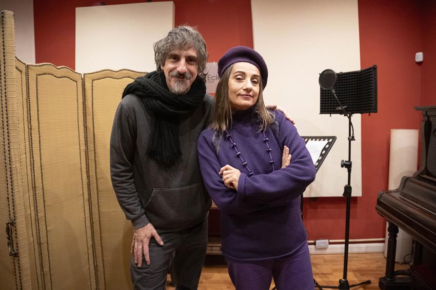JUAN ROSASCO EN BANDA PRESENTA «ASTRONAUTA» JUNTO A HILDA LIZARAZU