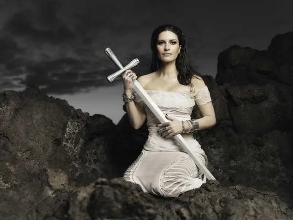 LAURA PAUSINI LANZA «YO CANTO 2»