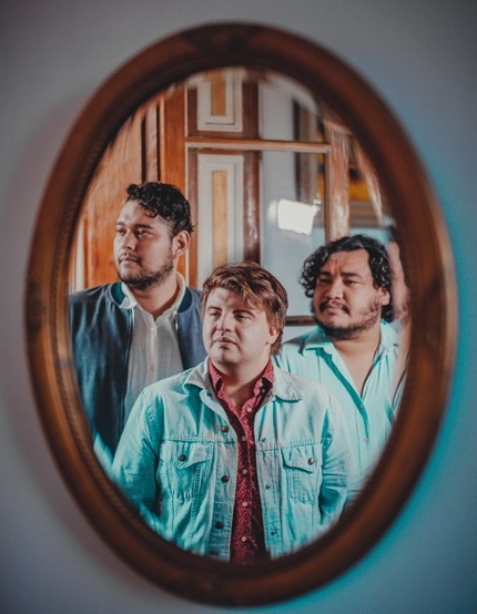 Hermanos y Peatones presentan su nuevo single ´´Faltan palabras´´