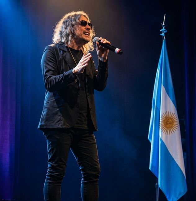 JULIO FERNÁNDEZ SEGUNDO PREMIO EN EL FESTIVAL DE LA MÚSICA ITALIANA 