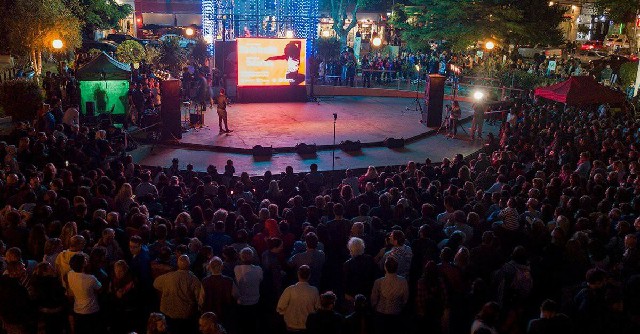 Se celebra la octava edición del Día de la Salsa en homenaje a Yésica Parra