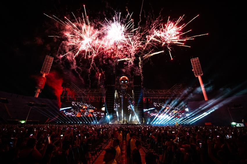 AIRBAG AGOTA DOS VÉLEZ EN UN DÍA Y SUMA UNA TERCERA FECHA