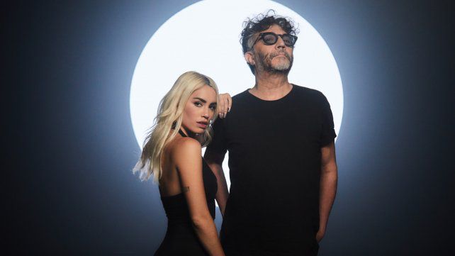 FITO PAEZ junto a LALI presentan el videoclip de GENTE EN LA CALLE