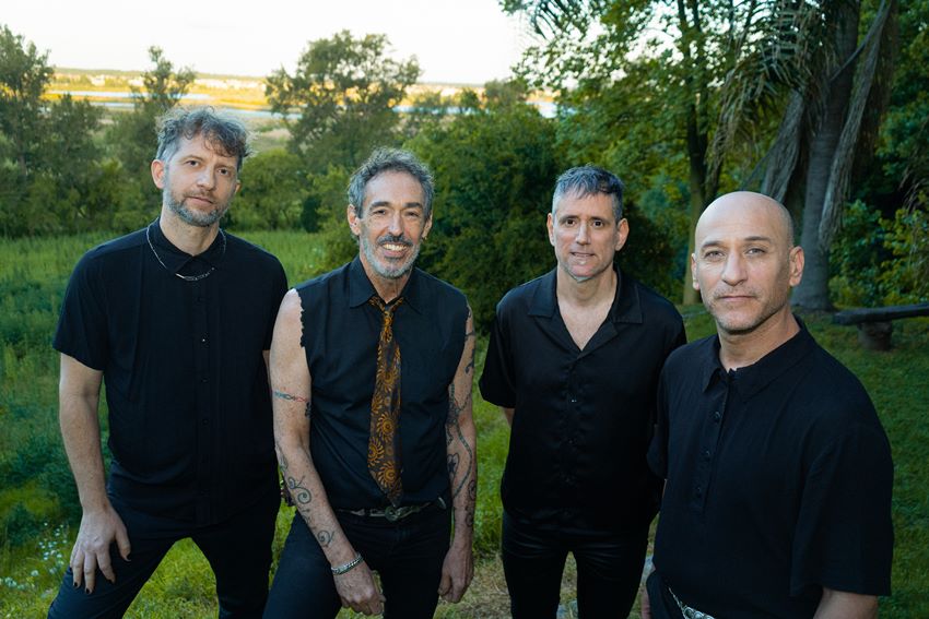 ÁRBOL ANUNCIA LA PRESENTACIÓN EN VIVO  DE ATEMPORAL