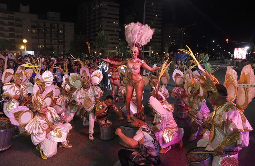 ESTE DOMINGO EN PLAZA ESPAÑA: ¡GRAN CORSO CENTRAL DE MAR DEL PLATA!